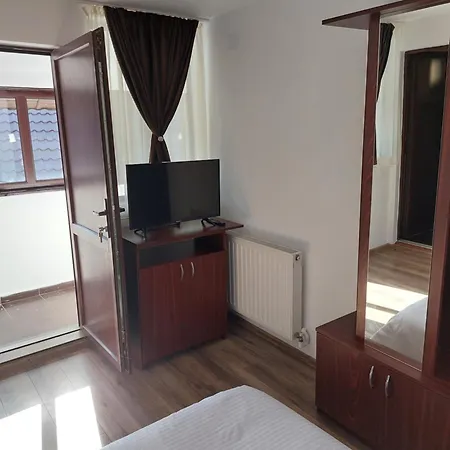 Roua Muntilor Hotel Nehoiu